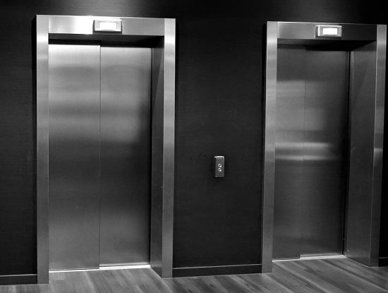 ascensori di albergo nei paraggi di olbia