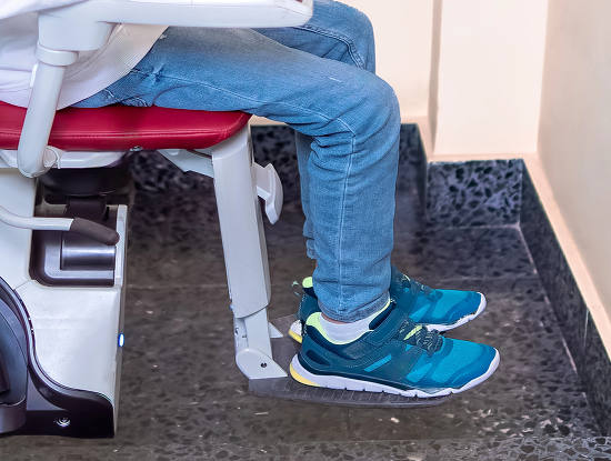 pedana di poltroncina montascale per anziani